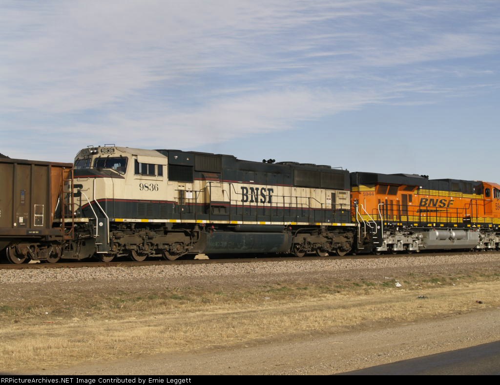 BNSF 9836